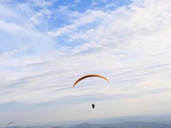 WS R/F Shot of Para glider flying in air / Belo Horizonte, Minas Gerais, Brazil Stock Footage