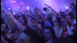 In Sin City, where over-the-top is always the sales pitch, lavish nightclubs featuring a heart-pounding party have become the backbone of a billion-dollar industry that is soaring while gambling revenue slips. News Clip