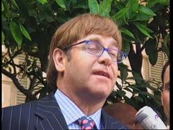 FRANCE: POP STAR ELTON JOHN FEARS FOR LIFE AFTER VERSACE'S MURDER Instructional Video