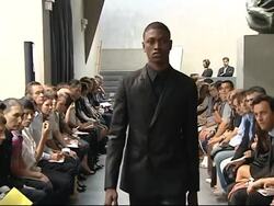 The latest menswear collection from Givenchy News Clip