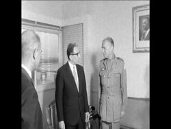 SYND 10 09 68 UNITED NATIONS OBSERVER IN CAIRO FOR TALKS News Clip