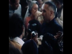 SYND 21 11 78 FORMER PM PRIME MINISTER GANDHI ARRIVING TO TAKE SEAT IN PARLIAMENT News Clip