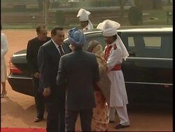 Egyptian President Mubarak meets Indian PM News Clip