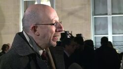 CLEAN : Hollande vows to deal with affair fallout News Clip