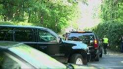 Dozens of fans waited for hours to try to catch a glimpse of a different kind of royalty in Memphis. (May 3) Instructional Video