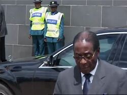 Mugabe addresses crowd, lambasts US president News Clip