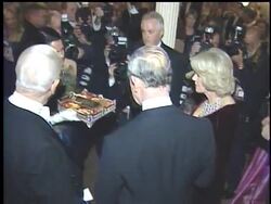 In Philadelphia's Independence Hall, Prince Charles and his wife Camilla kicked off their first trip to the city where Americans declared their independence from British rule. News Clip