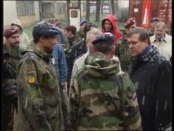 BOSNIA: SARAJEVO: GERMAN DEFENCE MINISTER VOLKER RUEHE VISIT News Clip