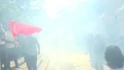 Smoke grenades at Temple Mount News Clip