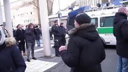 CLEAN : Police far right supporters clash at Cologne protest News Clip