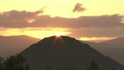 New era celebrations in Guatemala, Mexico and Peru News Clip