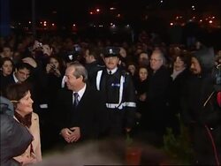 New Year celebrations, PM withdraws first euro Instructional Video