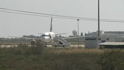 VOICED : Termina el secuestro el avion de EgyptAir News Clip
