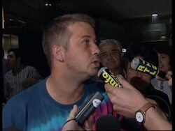 FRANCE: PARIS: PEOPLE FLEEING VIOLENCE IN REPUBLIC OF CONGO ARRIVE Instructional Video