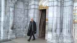 VOICED : Obispos de Francia piden perdon por silencio sobre pedofilia News Clip