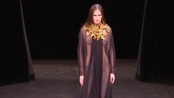 Stephane Rolland shows Autumn-Winter 2017 Couture collection Instructional Video