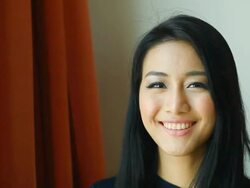 HD:Portrait of beautiful young lady smiling. Stock Footage