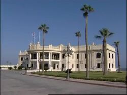 Palestinian president meets Mubarak, photo op News Clip