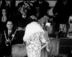 HER MAJESTY IN MIDLANDS News Clip