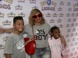 Ashanti  - Ringling Brothers and Barnum & Bailey Presents LEGENDS Stock Footage