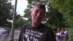 Anti-Trump protest outside Blenheim Palace where Trump is meeting May Instructional Video