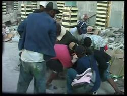 Looters raid premises in Port-au-Prince News Clip