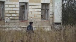 CLEAN : Russia's pre Revolutionary estates crumble in neglect News Clip