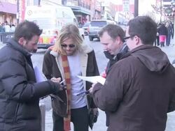 Taylor Hawkins signs autographs on Main Street Celebrity Sightings in Park City Stock Footage