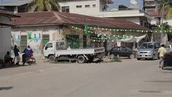 CLEAN : Army patrols Zanzibar streets ahead of poll results News Clip