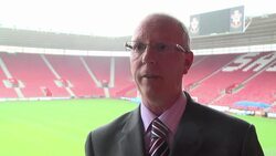 VOICED: FIFA prueba tecnologÃƒÂ­a en linea de gol News Clip