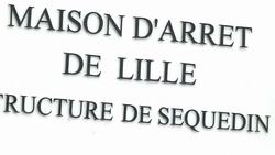 CLEAN : Top French gangster in spectacular News Clip