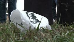 CLEAN : Mobilization against controversial oil News Clip