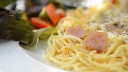 The spaghetti white sauce with bacon. Stock Footage