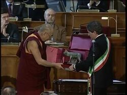 Dalai Lama receives honorary citizenship of Rome News Clip