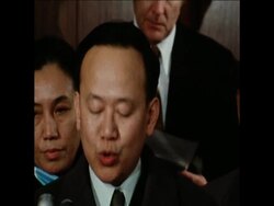 SYND 17-11-72 LE DUC THO HOLDS PRESS CONFERENCE IN PARIS News Clip