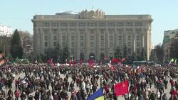 CLEAN : Rival demos expose deep divide in eastern Ukraine city News Clip
