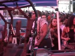 EJ Johnson & friends arrive at the Jay-Z & Beyonce On The Run Tour in Pasadena Stock Footage