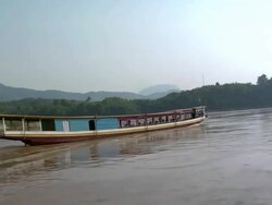 T/L Traffic at busy intersection / Ho Chi Minh City, Vietnam Stock Footage