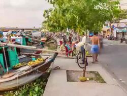  MS T/L Shot of Ho Chi Minh City floating market / Ho Chi Minh City, Southeastern, Vietnam Stock Footage