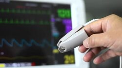 Vital signs monitor Stock Footage