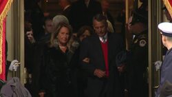 Boehner, Gingrich, Dole Arrive at US Capitol Instructional Video