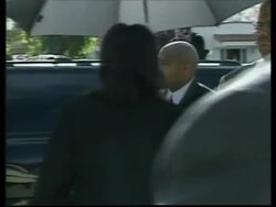 Michael Jackson arrives at court Instructional Video