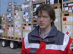 German aid for cyclone victims loaded onto aircraft Instructional Video