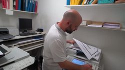 Catalans defy separatist advertisement ban News Clip