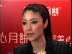 Actor and singer Chen returns to work after giving birth News Clip