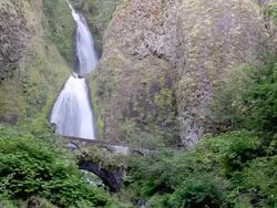 waterfall in Oregon Stock Footage