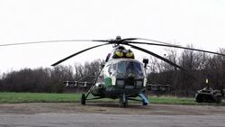 CLEAN : Armoured column on road leading to Ukraines Slavyansk News Clip