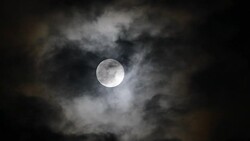 full moon Stock Footage