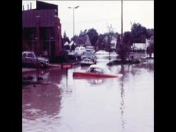 SYND 27-8-72 TORRENTIAL RAIN FLOODS CHICAGO News Clip