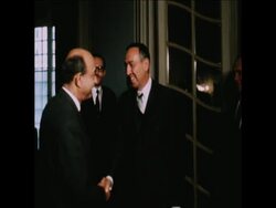SYND 12-4-70 JOSEPH SISCO MEETING THE EGYPTIAN FOREIGN MINISTER MAHMOUD RIAD FOR TALKS AT THE UAR FOREIGN MINISTRY News Clip